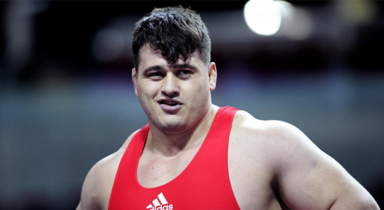 Kübalı güreşçi Rıza Kayaalp'i eledi