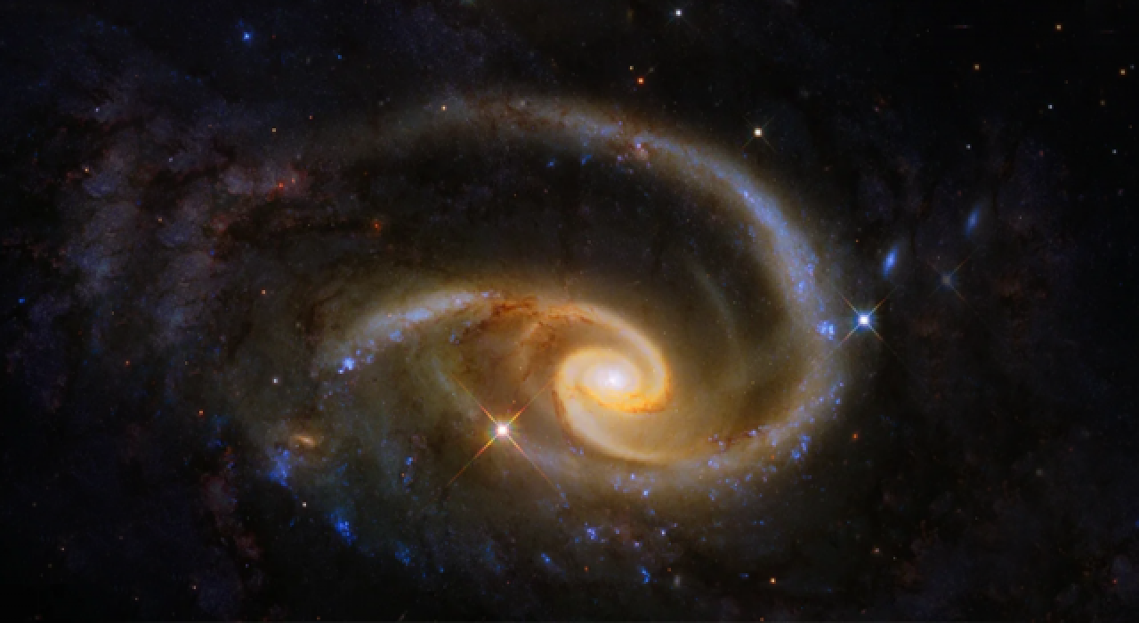 Samanyolu’ndaki "sarı toplar" yeni doğan yıldız kümeleri mi?