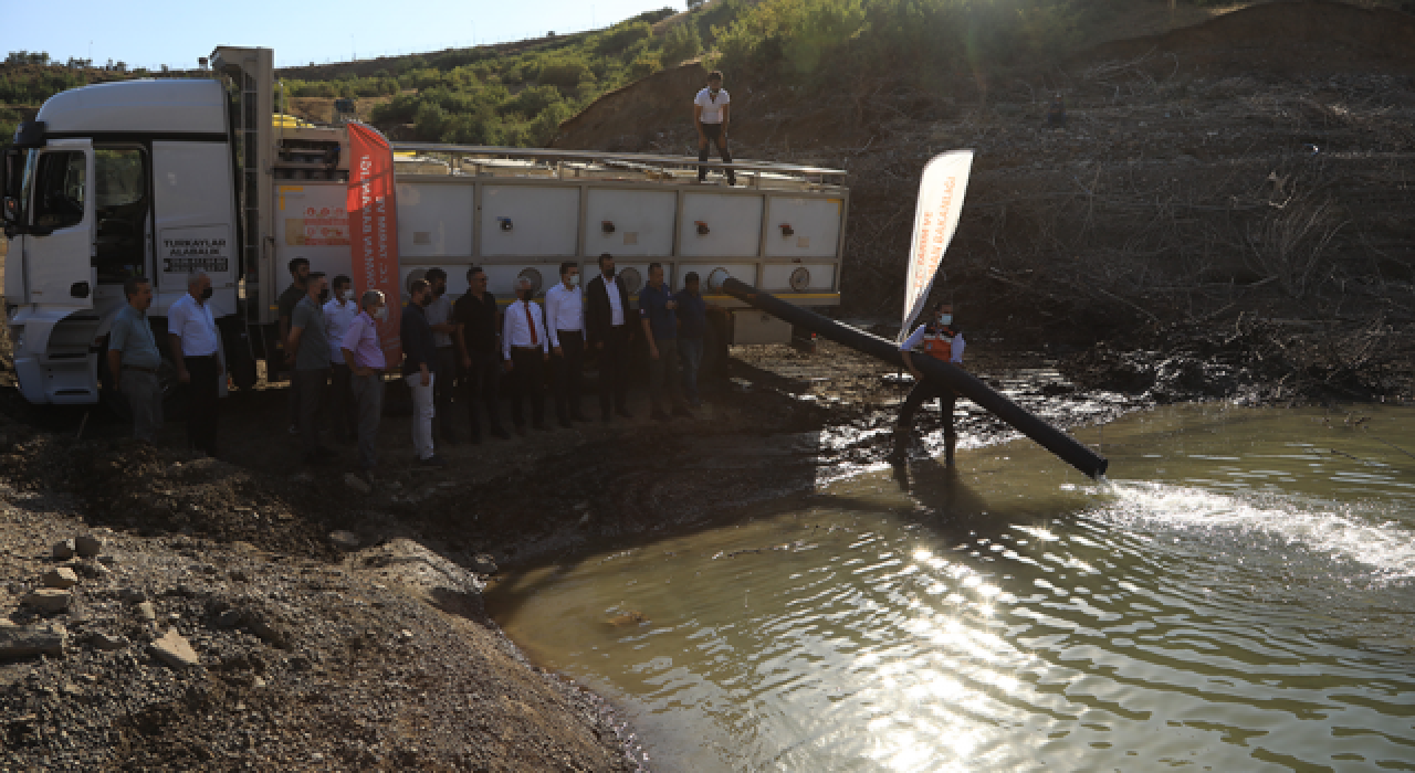 Su kaynaklarına 1 milyon 200 bin yavru sazan bırakıldı