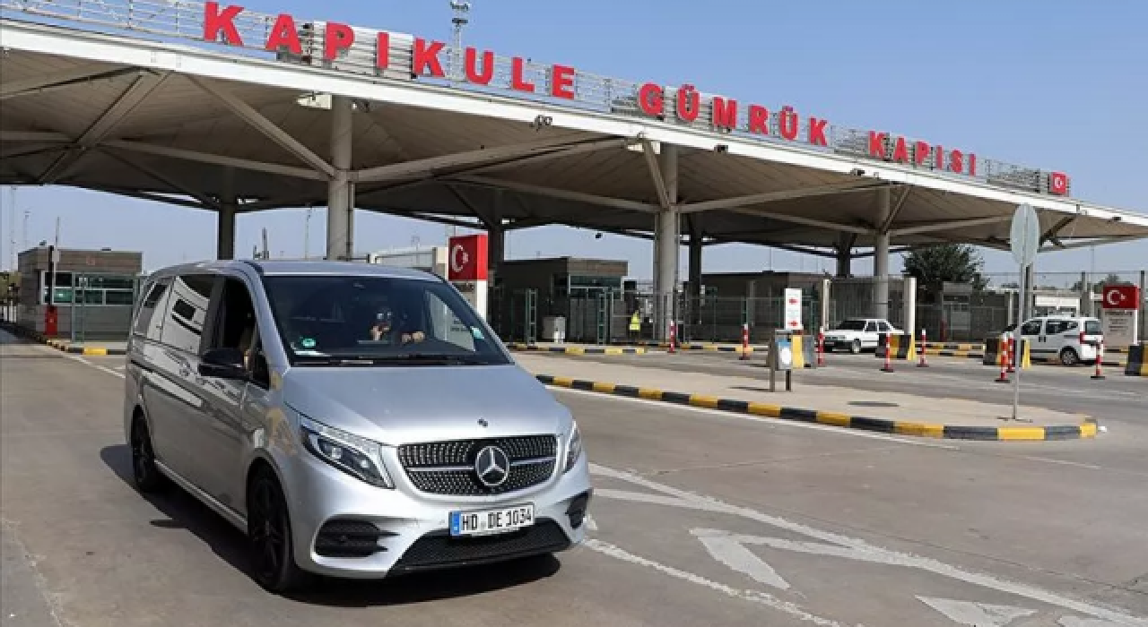 Tatillerini tamamlayan gurbetçiler Türkiye'den ayrılıyor: