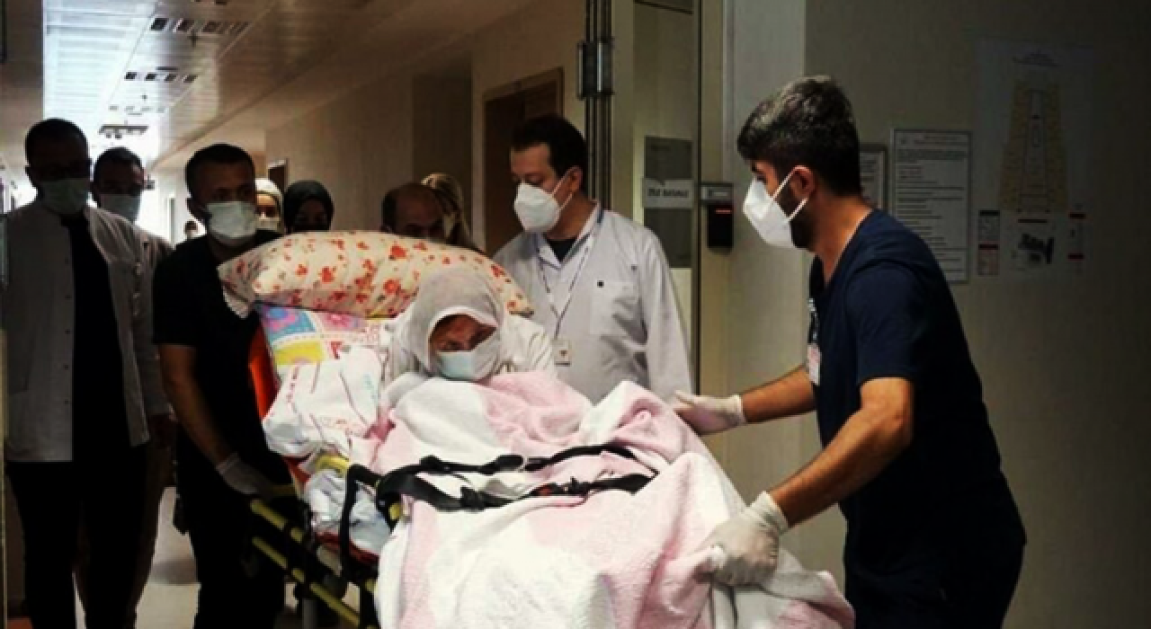 108 yaşında üç doz aşı ile koronavirüsü yendi