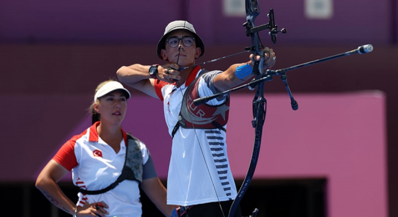Mete Gazoz ve Yasemin Ecem Anagöz dünya üçüncüsü!
