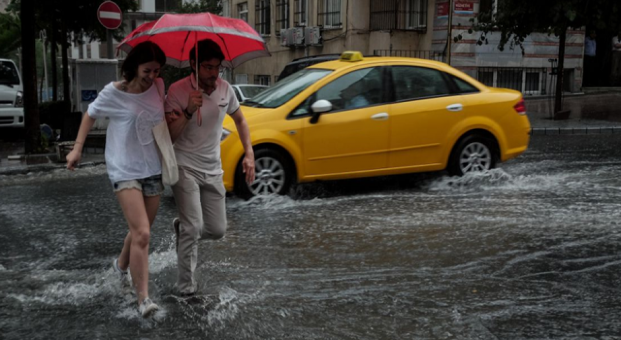 Meteoroloji'den 5 il için sel uyarısı yapıldı!