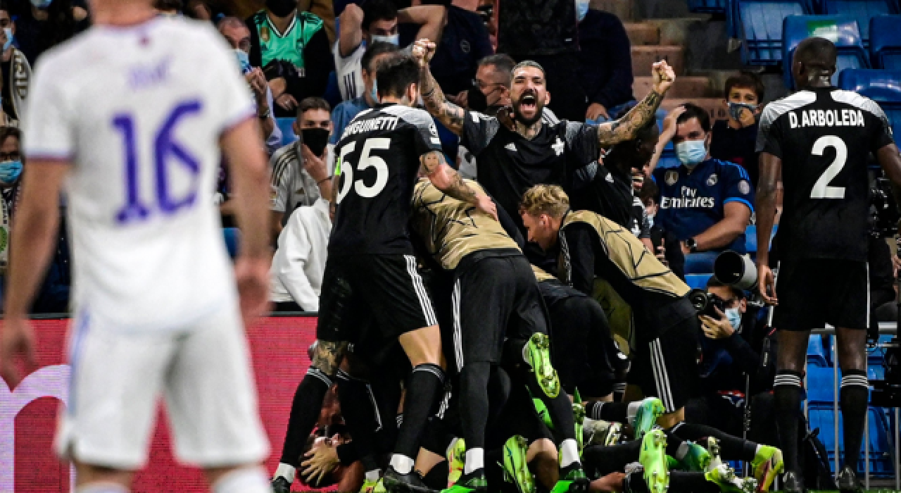 Şampiyonlar Ligi'nde Sheriff mucizesi! Real Madrid'i deplasmanda devirdiler!