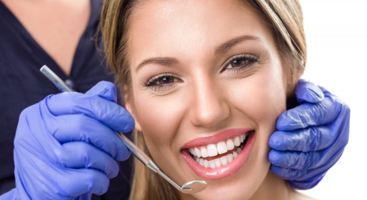 Sarı dişleri beyazlatmanın 4 yolu