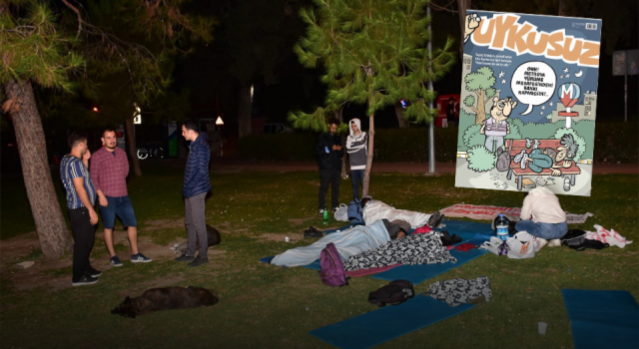 Uykusuz'dan "Barınamayanlar"a dikkat çeken kapak