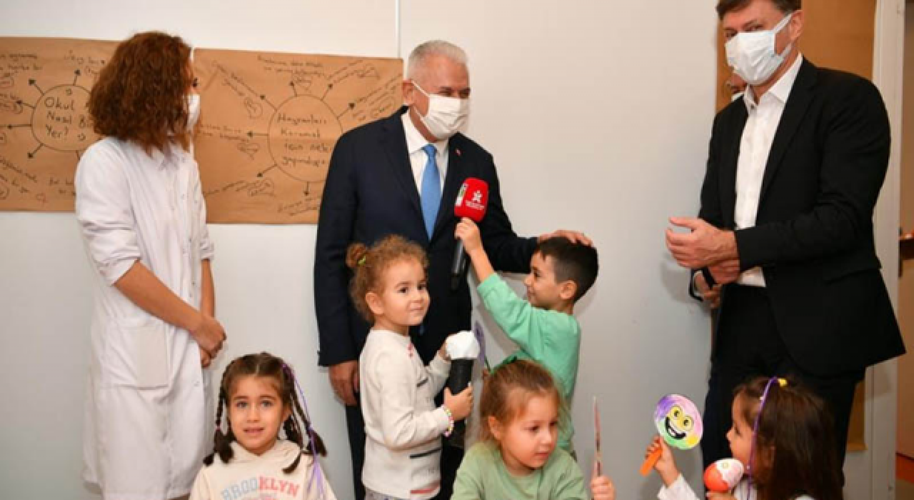 Binali Yıldırım'dan “Ne iş yapıyorsun?” diye soran anaokulu öğrencisine: İş arıyorum