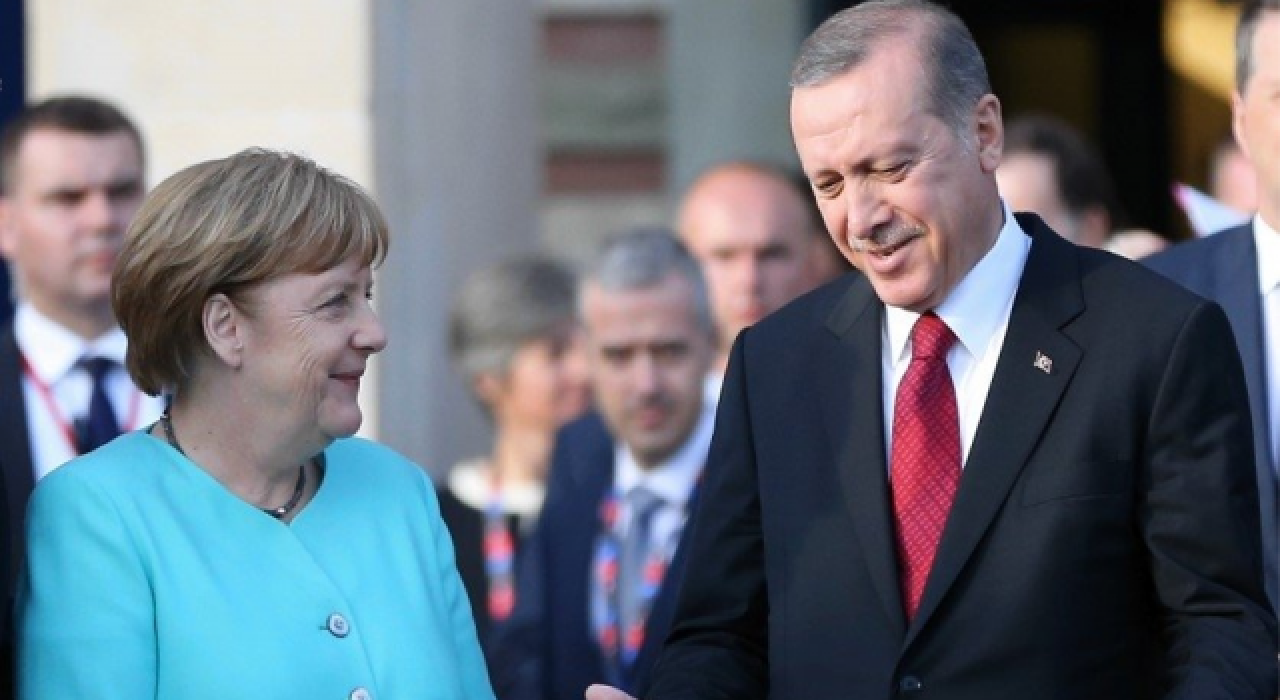 Erdoğan ile Merkel, İstanbul'da görüşüyor
