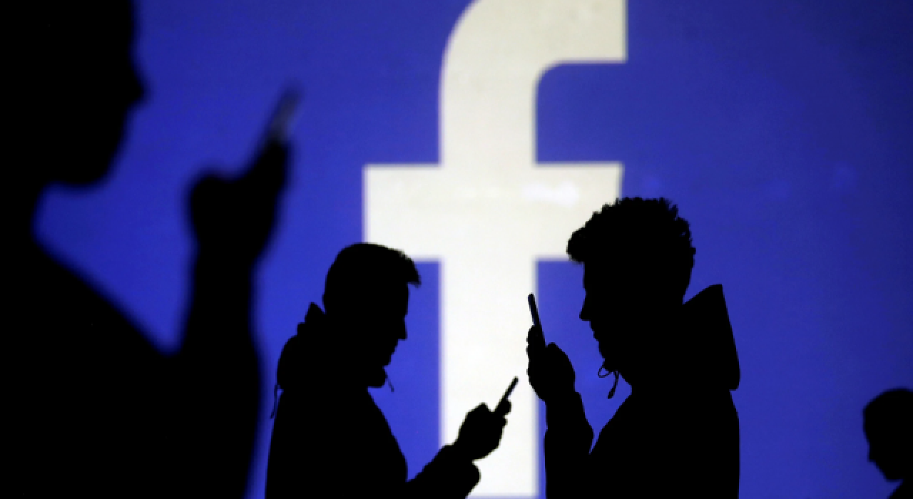 Facebook'ta yapılan "soytarı" yorumu hakaret sayıldı