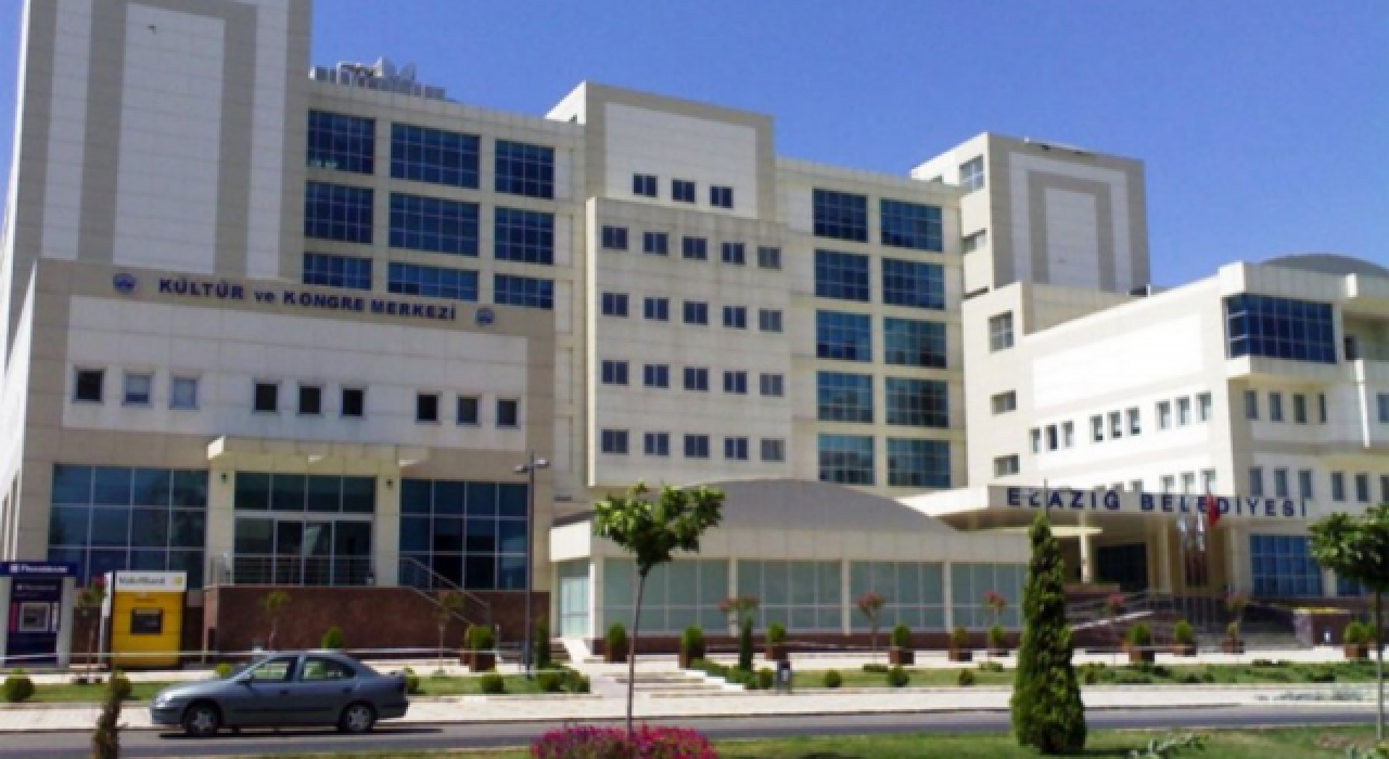 Kredi karşılığında belediyenin tüm gelirleri teminat gösterildi