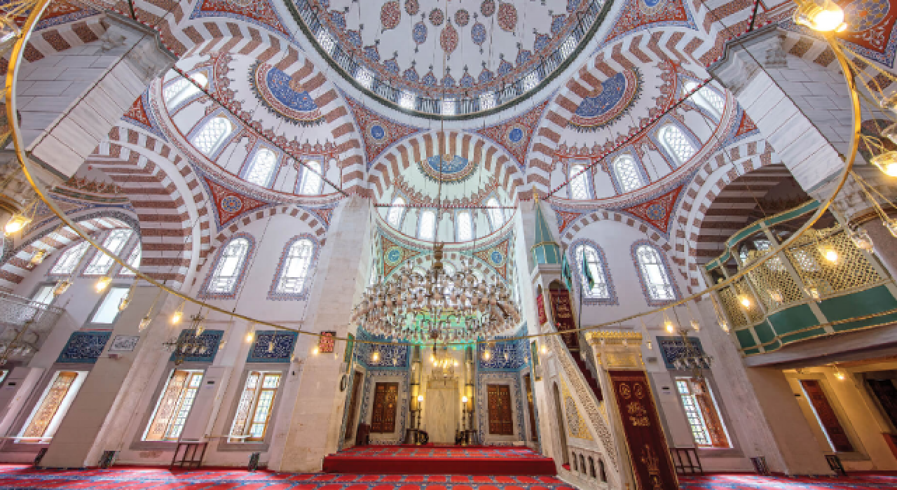 Ortaokul öğrencilerine cami temizlettiler!