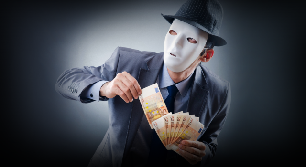 Para insanı gerçekten değiştiriyor mu?