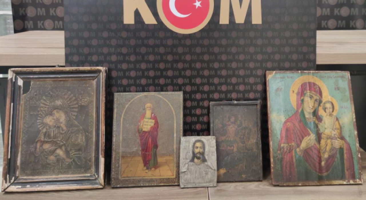 İnşaat malzemelerinin arasından tarihi eserler çıktı!