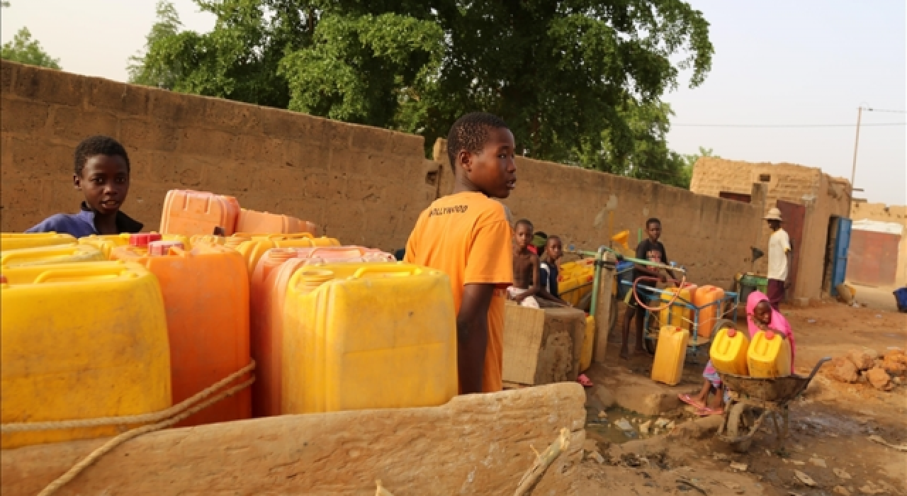Afrika'da krizlerin merkezinde bir ülke: Nijerya