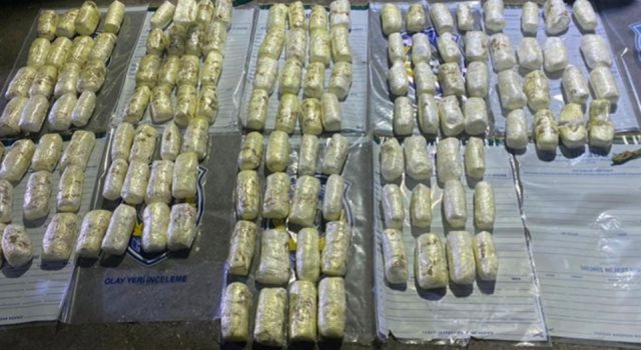 Polis memuru 52,5 kilogram patlayıcıyla yakalandı