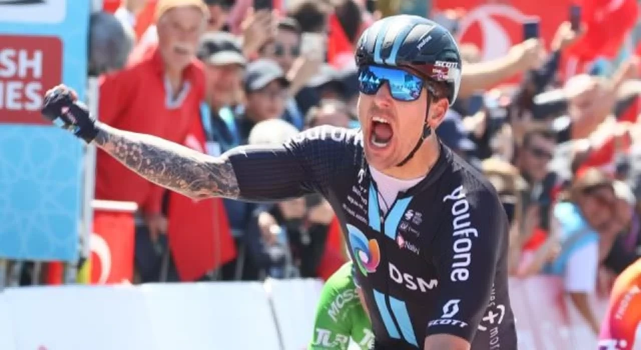 57. Cumhurbaşkanlığı Türkiye Bisiklet Turu'nda 191.7 kilometrelik Manisa Ayvalık etabını Samuel Luke kazandı