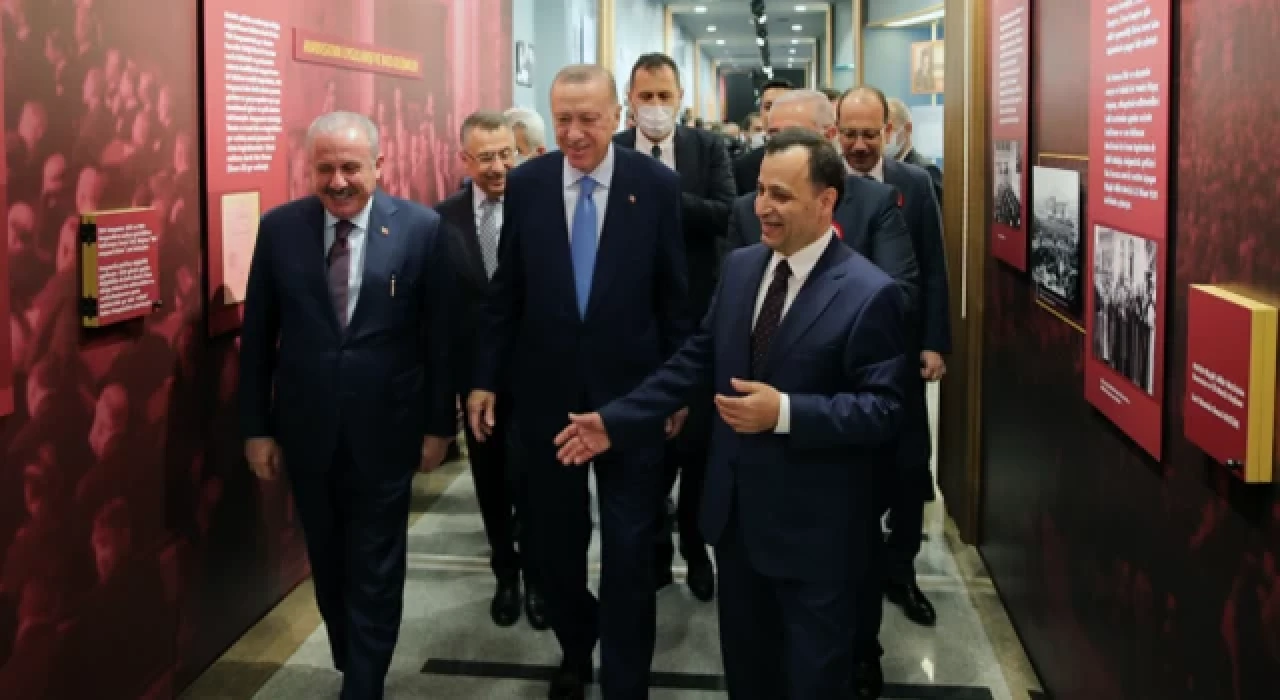 'Anayasa Tarihi Galerisi' törenle açıldı