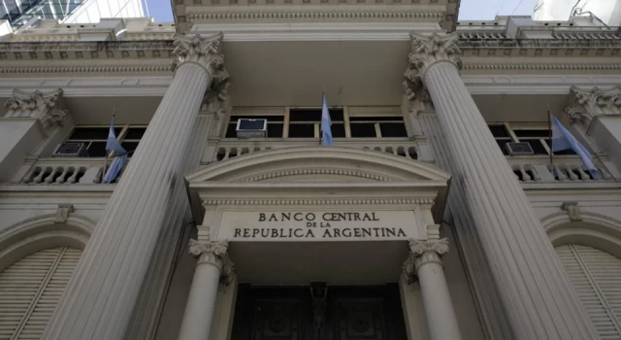 Arjantin Merkez Bankası, faiz oranını 250 baz puan artırdı