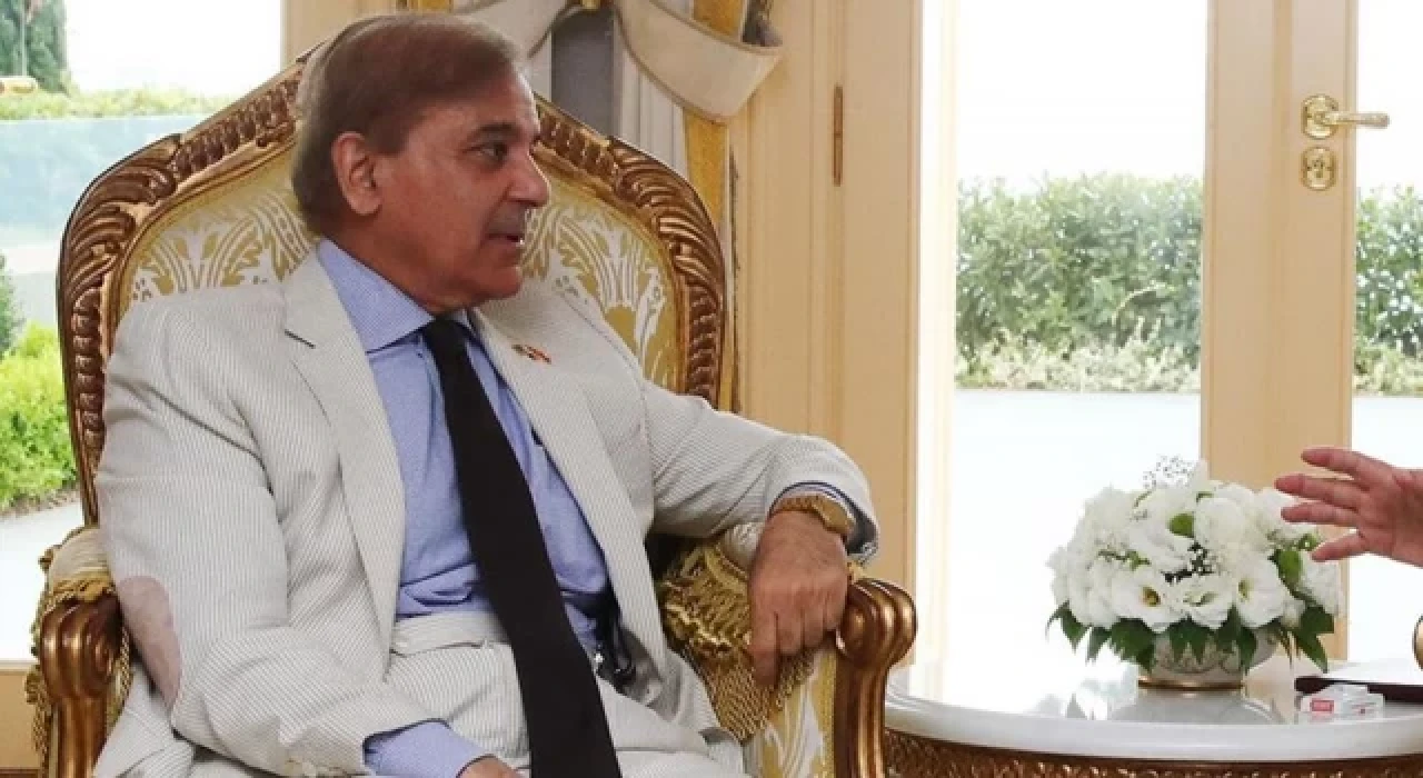 Pakistan'ın yeni başbakanı Şahbaz Şerif oldu