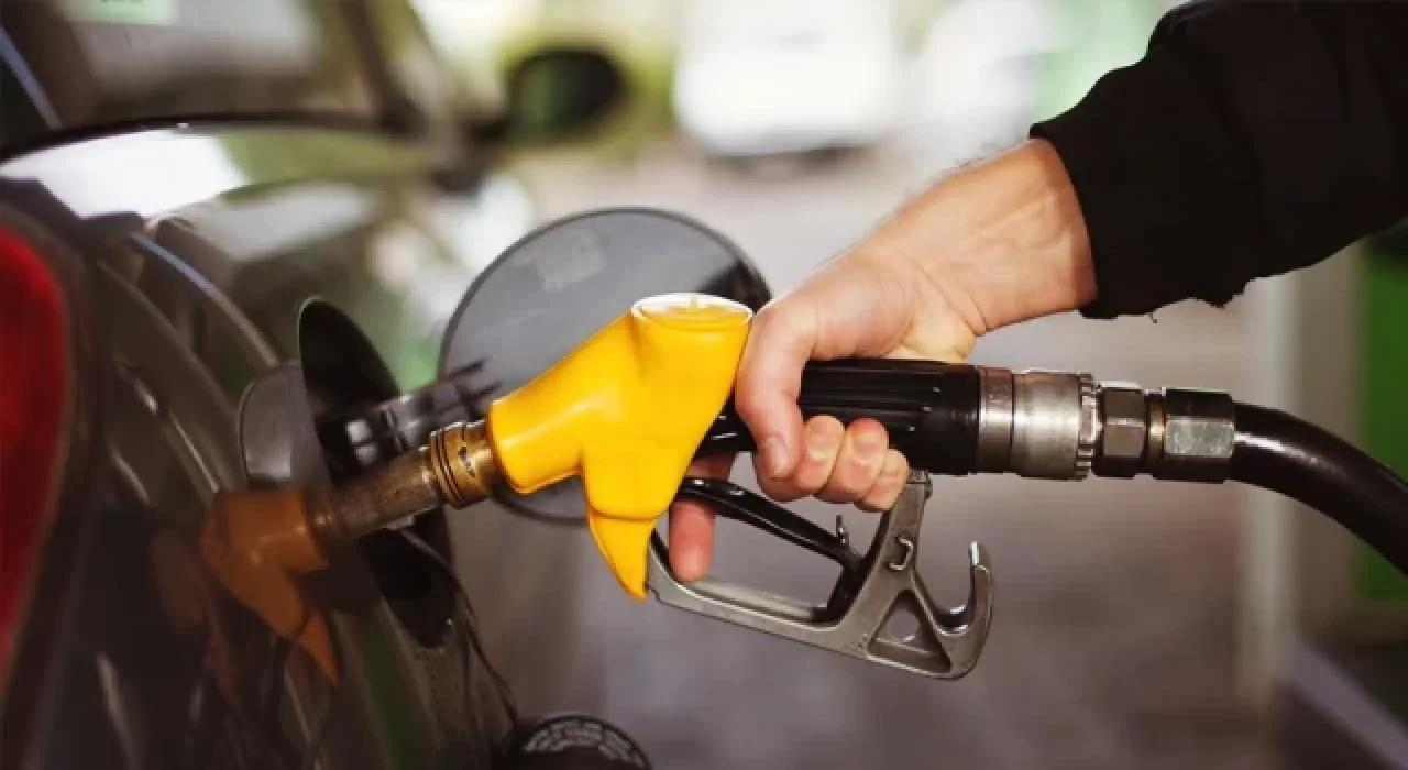 Çarşamba gününden itibaren benzine zam bekleniyor