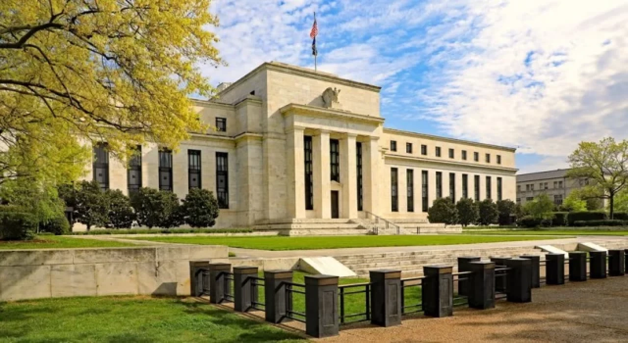 Fed kararı sonrası altın ve dolar fiyatları nasıl seyredecek?