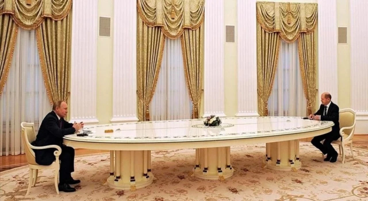 Putin'le görüşen Scholz diplomatik çözümde ısrarcı