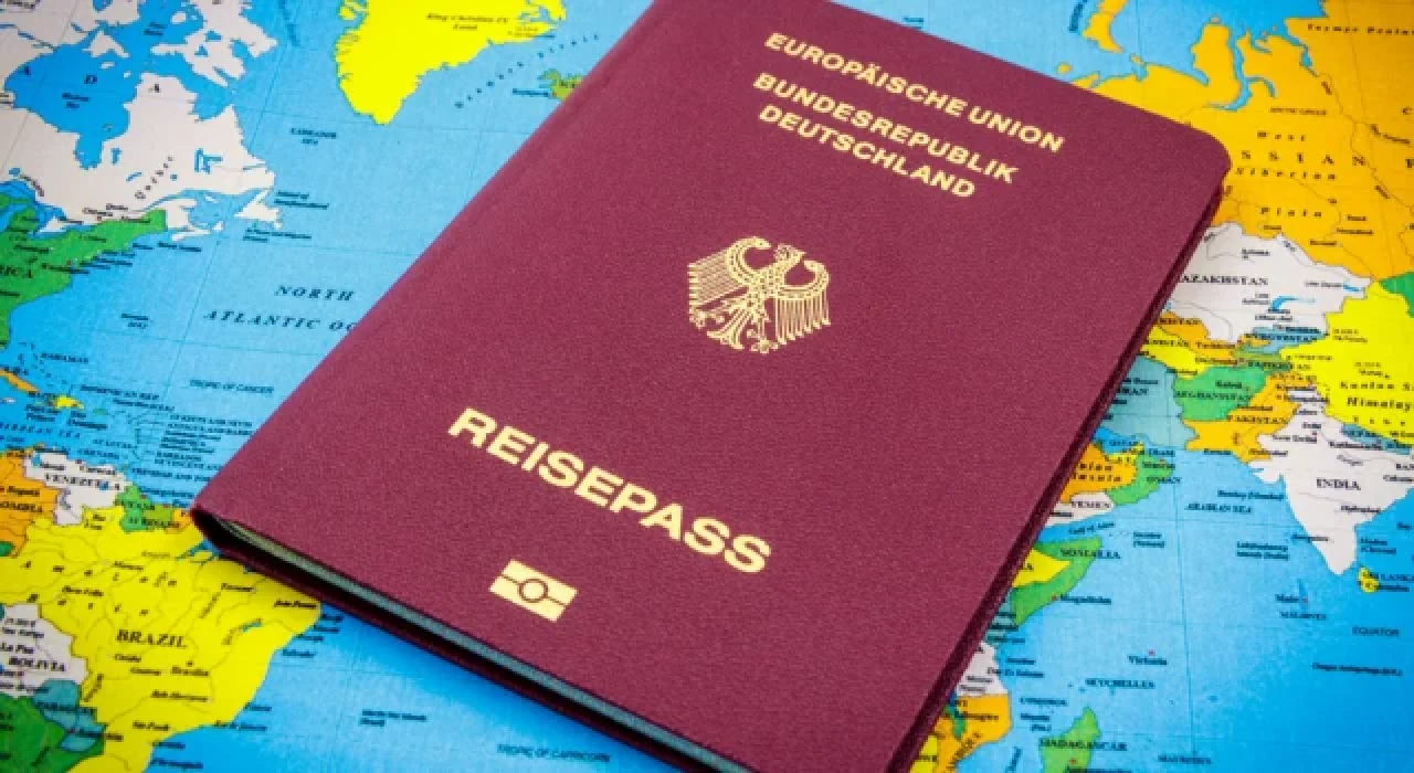 Almanya'da 131 bin kişiye vatandaşlık verildi