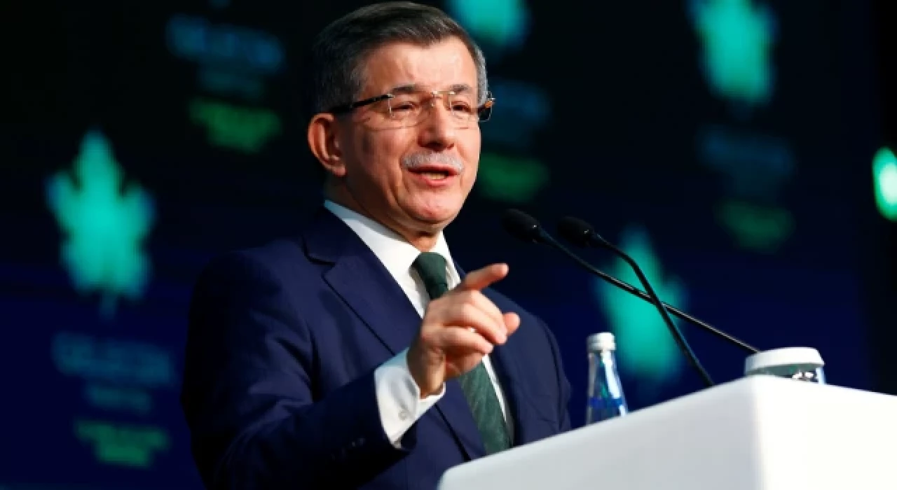 Davutoğlu'dan Bahçeli'ye: Tarihe başarısız bir lider olarak geçeceksiniz