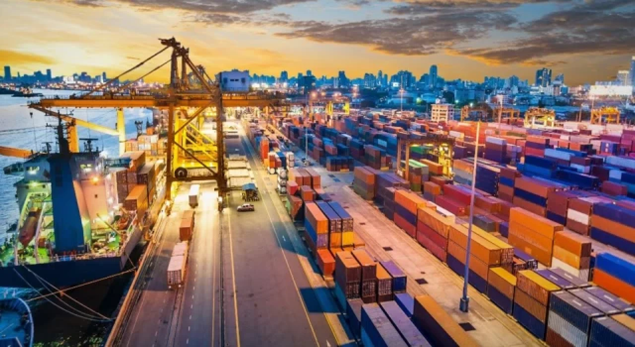 Dış ticaret açığı yüzde 155,2'ye yükseldi