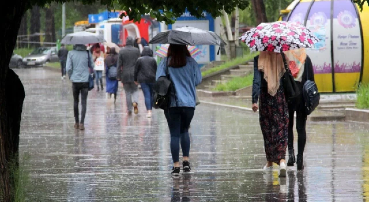 İstanbul ve Ankara dahil 20 il için şiddetli yağış uyarısı