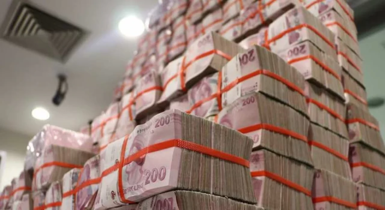 Merkezi Yönetim bütçesi mayısta 144 milyar lira fazla verdi