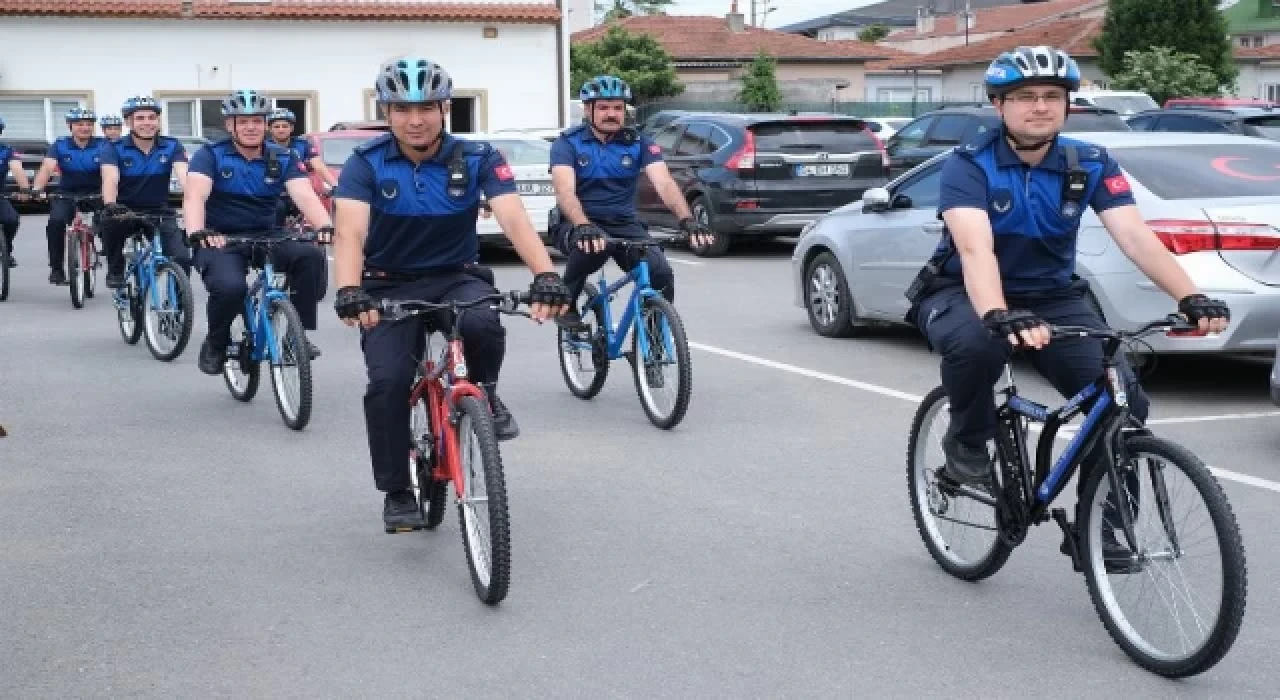 Sakarya Zabıtası’nın pedalına kuvvet... Bisikletli tim iş başında