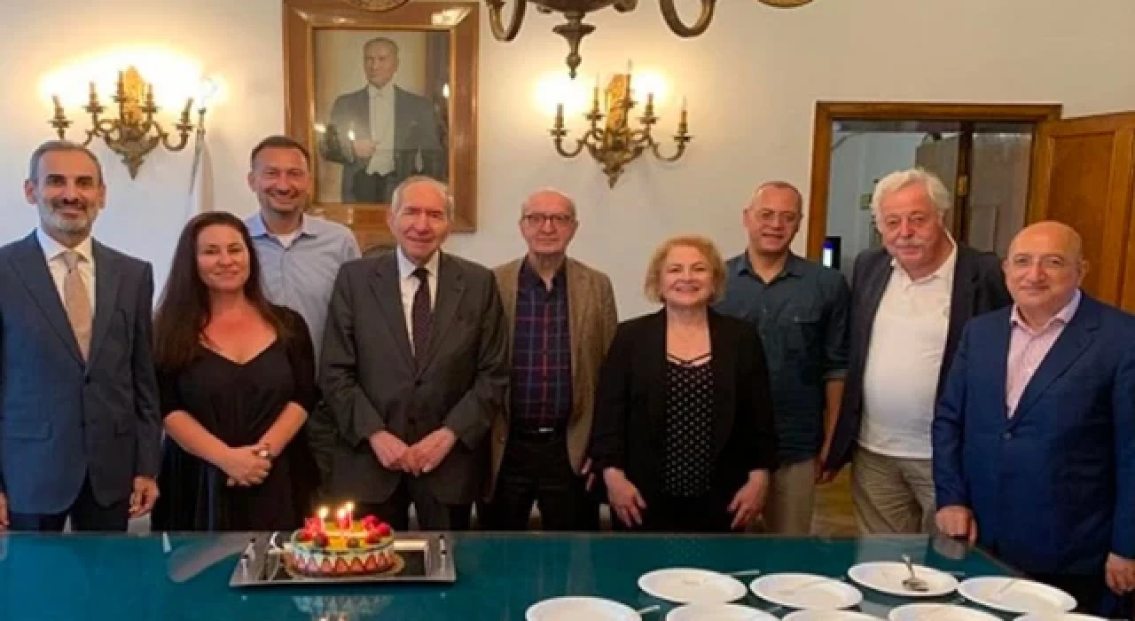 TGC, Altan Öymen’in 90.yaş gününü kutladı