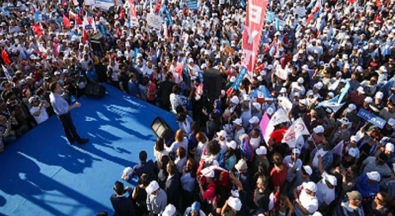 Babacan, Gebze Mitinginde Söz Verdi  ‘Türkiye’yi bölgemizin en güçlü ekonomisi yapacağız’