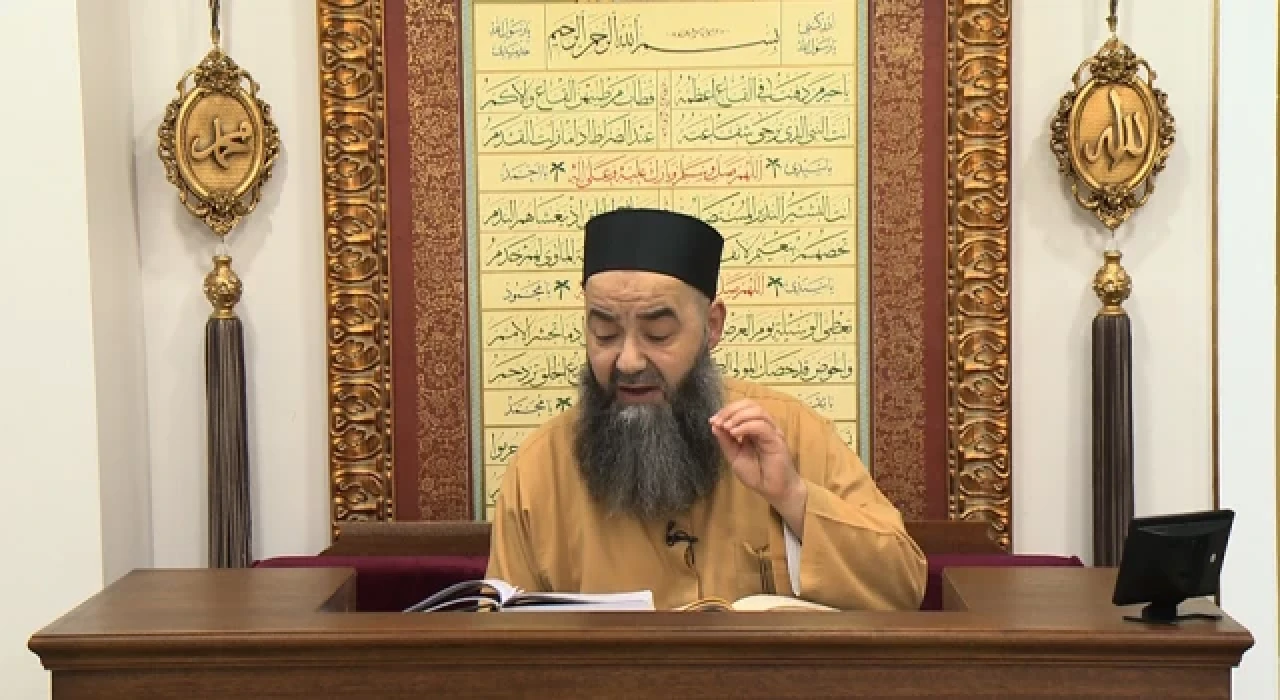 Cübbeli Ahmet Hoca'nın ithamlarda bulunduğu Selefiler kimlerdir? Vehhabi-Selefi akımı neler içeriyor? Cübbeli Ahmet'e göre nasıl bir tehlike öngörülüyor?