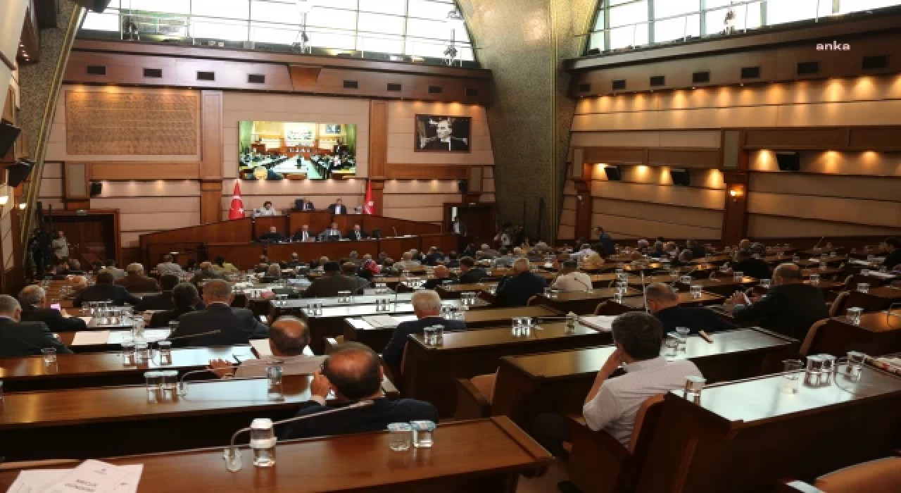 Ekonomik kriz İBB, İETT ve 13 ilçe belediyesine ek bütçe hazırlattı