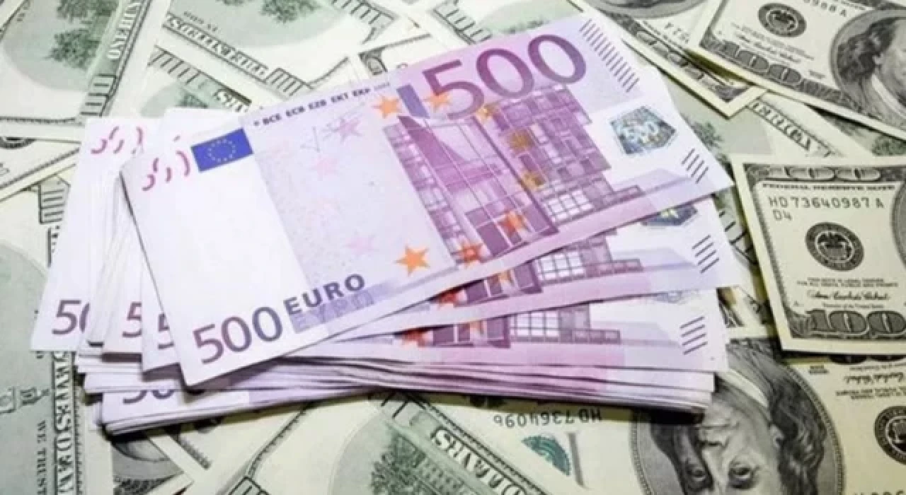 Euro/Dolar paritesi 20 yıl sonra yeniden eşitlendi