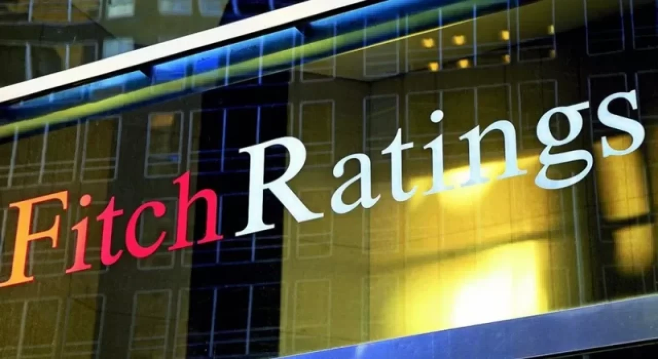 Fitch Ratings Türkiye'nin kredi notunu düşürdü