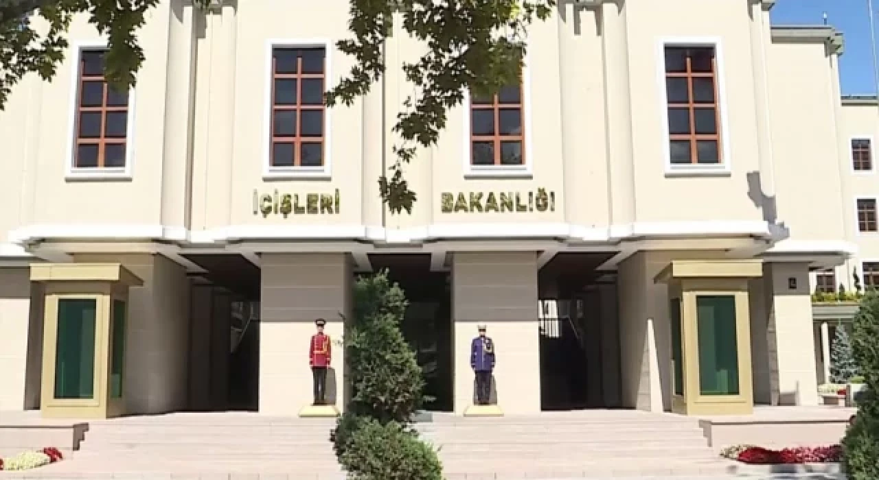 İki belediye başkanı görevden uzaklaştırıldı