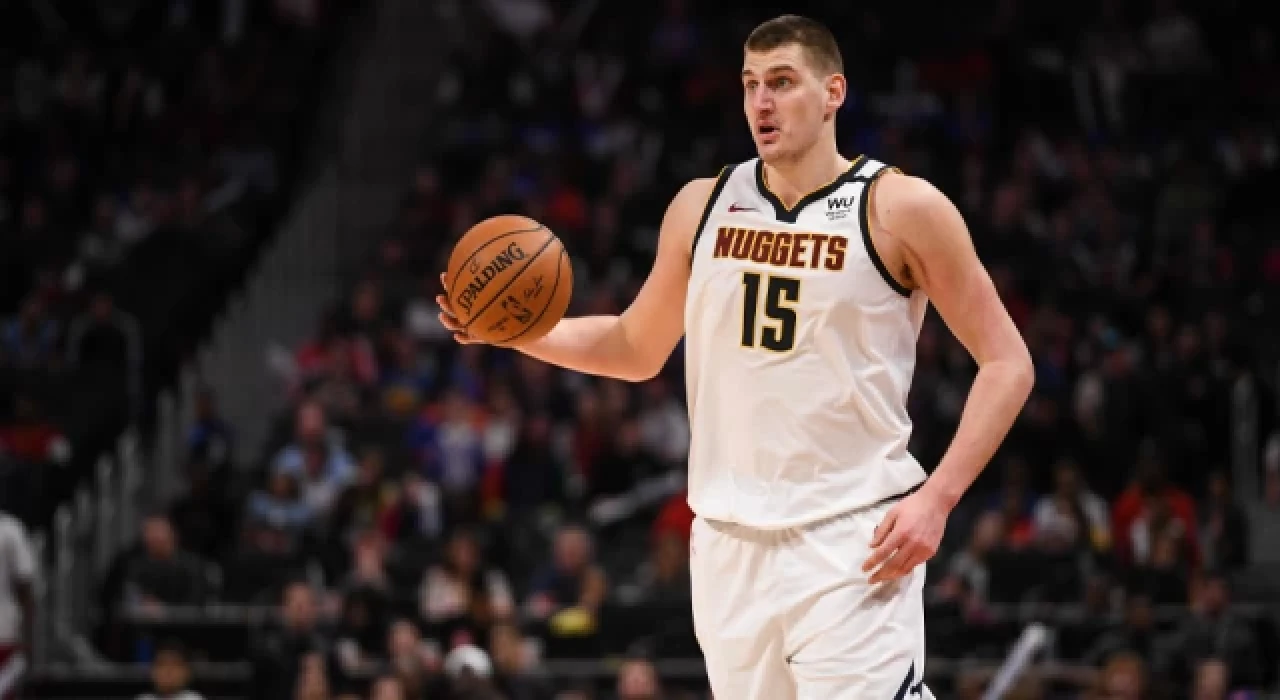 Nikola Jokic, NBA tarihinin en yüksek kontratına imza attı