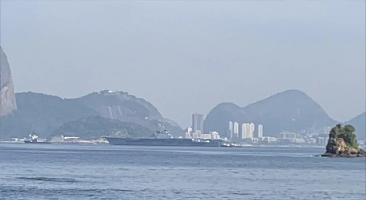 Asbestli gemi  NAe São Paulo  İzmir’e doğru yola çıktı