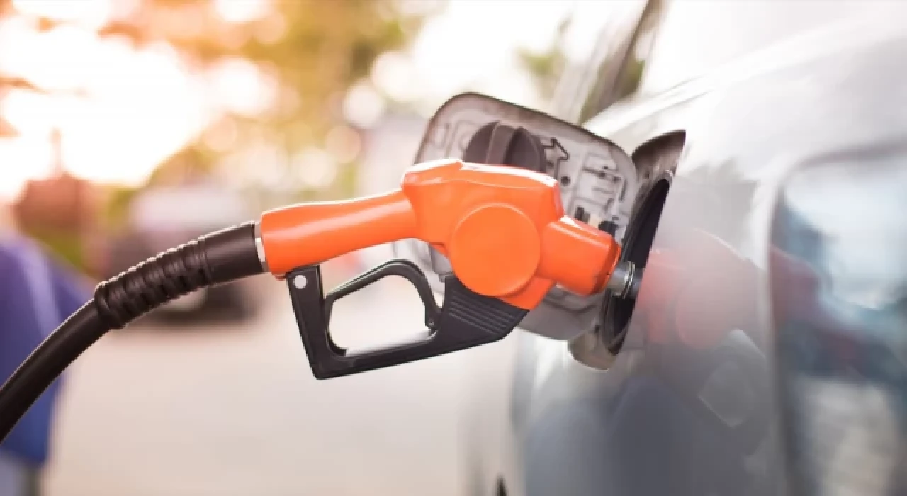 Benzine 81 kuruş zam geldi