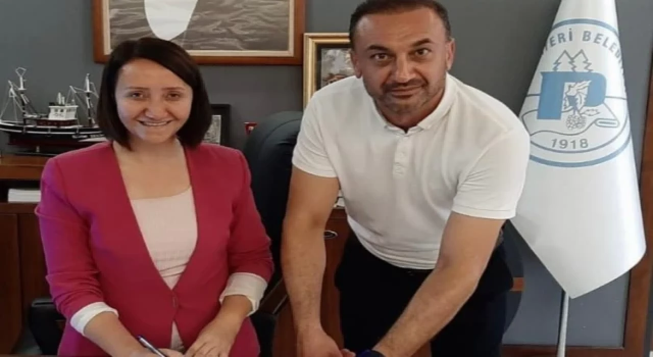 Bilecik Pazaryeri’de belediye personeline ek zam