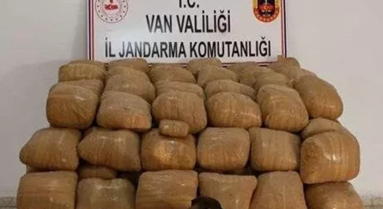İçişleri Bakanı Soylu: 700 kilogram esrar ele geçirildi