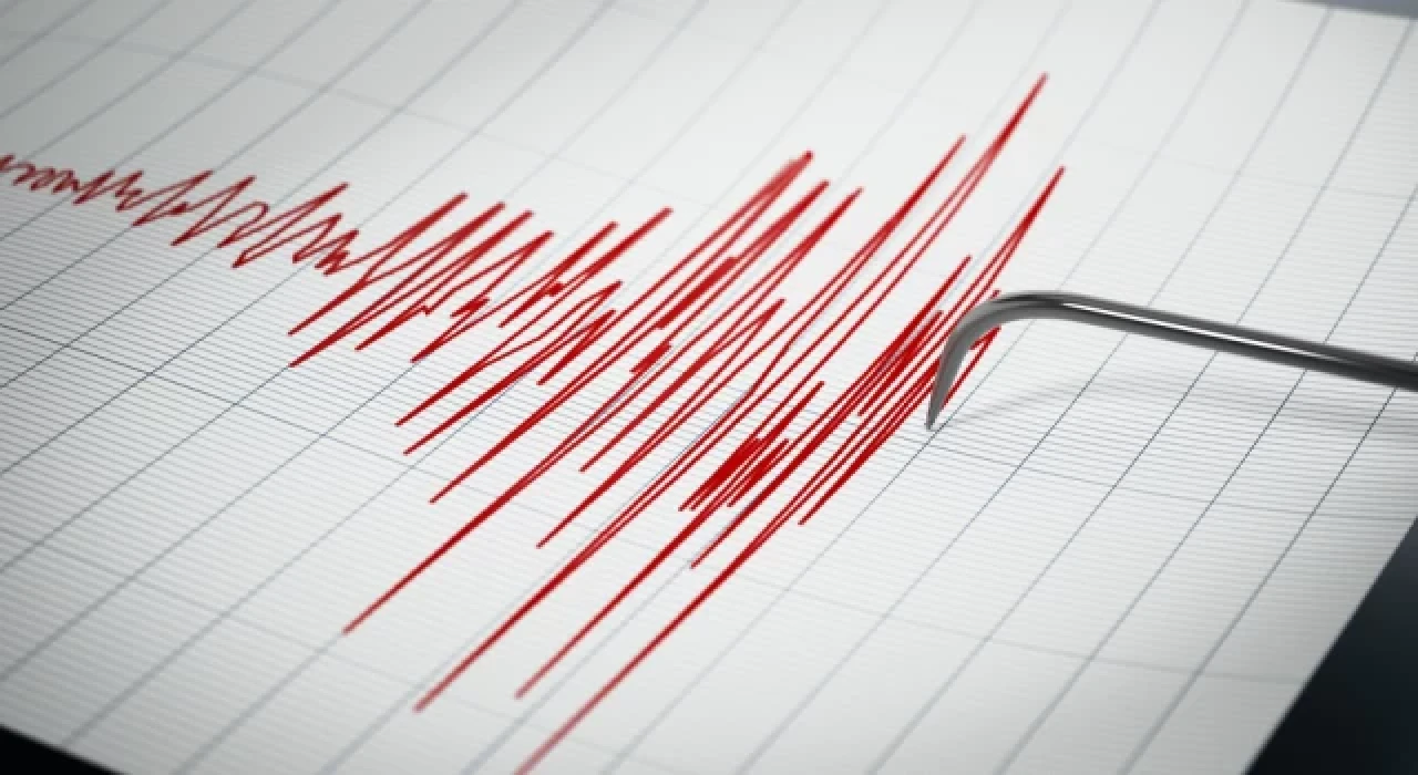 Kuşadası açıklarında üst üste iki deprem