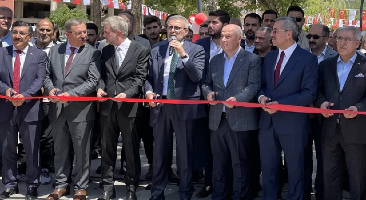 Mahir Ünal: Cumhurbaşkanı’mızın iradesiyle gıda ve tahıl krizi hamdolsun çözüldü