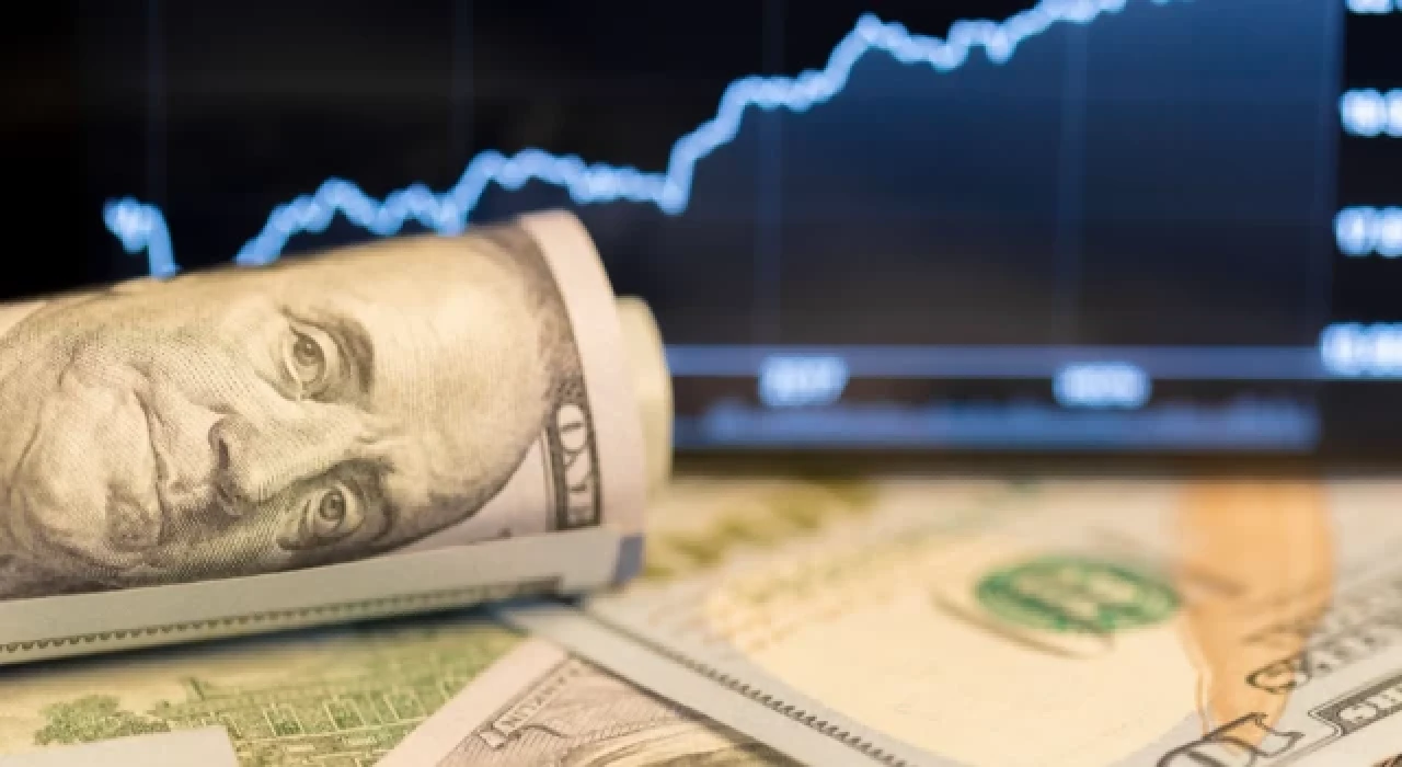 Merkez Bankası kararından sonra Dolar 18 TL'yi geçti