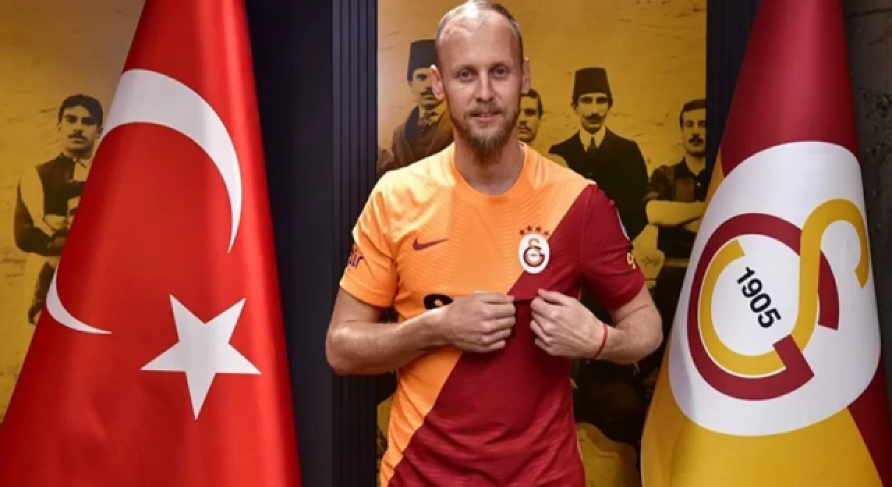 Semih Kaya 31 yaşında futbol kariyerini noktaladı