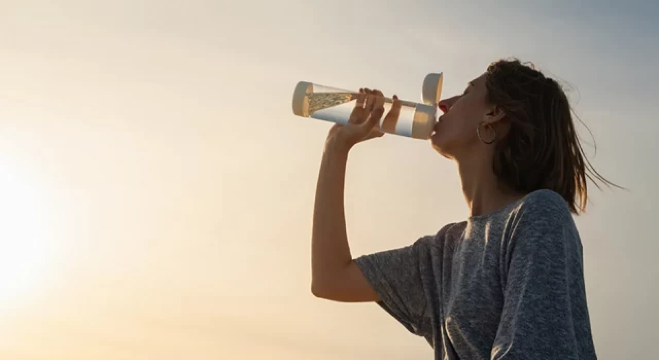 Sıcak havalarda susuz kalmak böbrekleri yoruyor