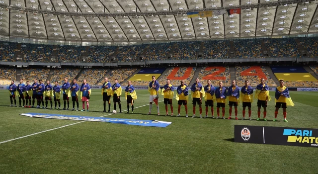 Ukrayna'da futbol ligi seyircisiz olarak yeniden başladı